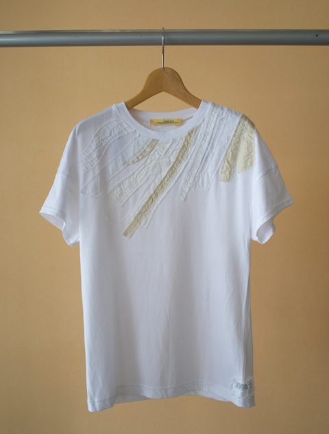 SI-HO SUP シーホースプ クラフトTee ￥９，０００ +tax 女性らしいシルエットのTシャツにリメイク風のカスタムを施したTシャツです。