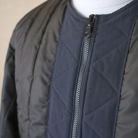 V-LAP REVERSIBLE QUILTED JACKET