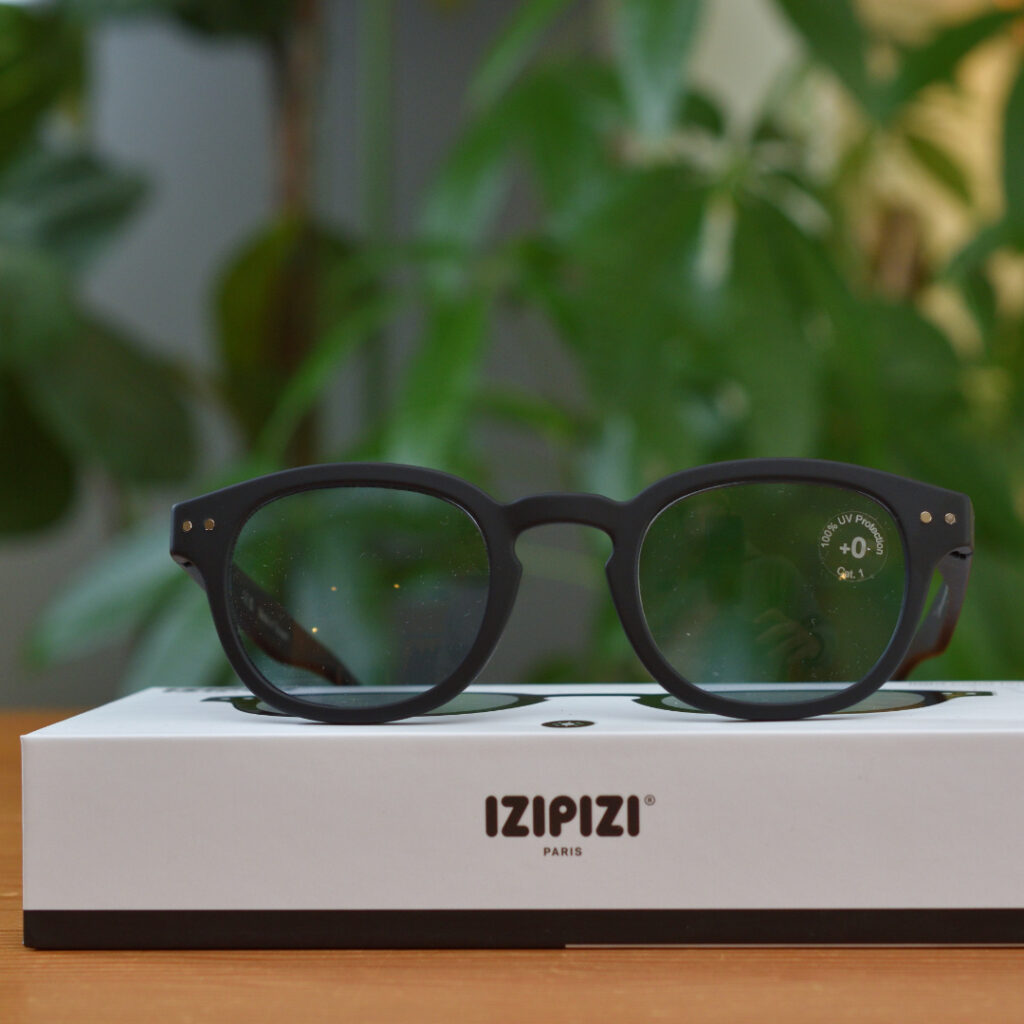 IZIPIZI イジピジ　SUN LIGHTCOLOR